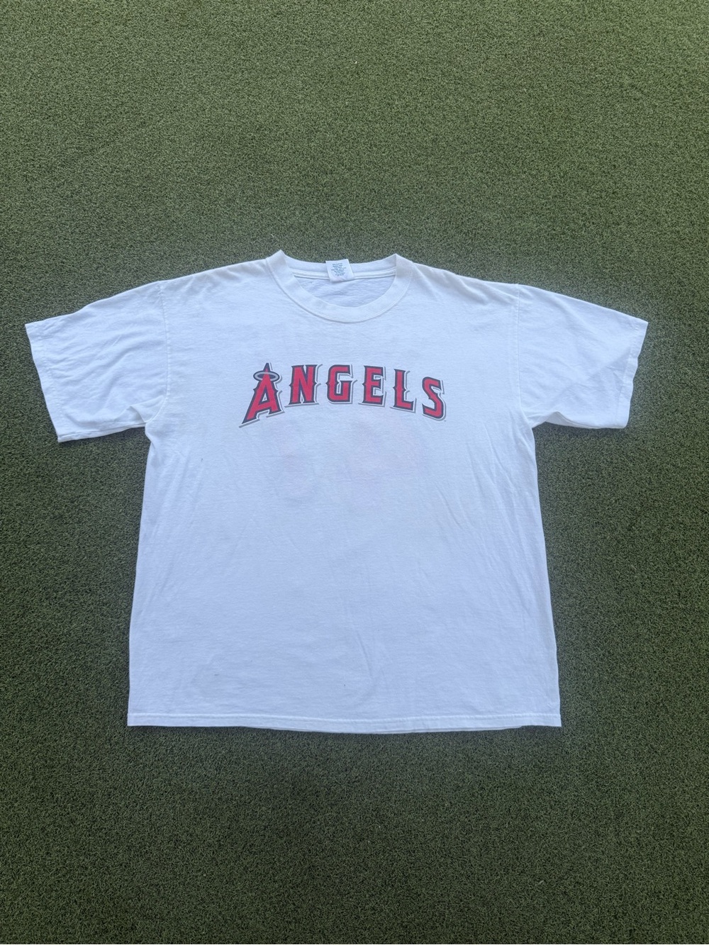 RARE MAJESTIC SPORTY HARD TO FIND Y2K 2000s ANAHEIM ANGELS MLB KENDRICK TEE
